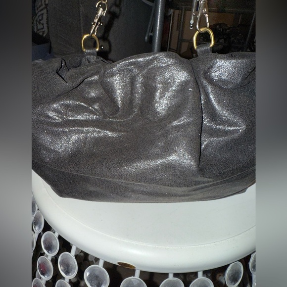 - ANTHROPOLOGIE JORY RUFFLE BLACK CLUTCH WITH DETACHABLE GOLD CHAIN - Picture 9 of 12